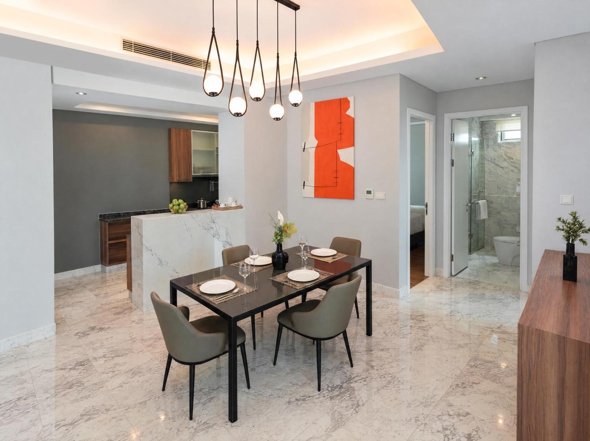 Deluxe Two-Bedroom Apartment