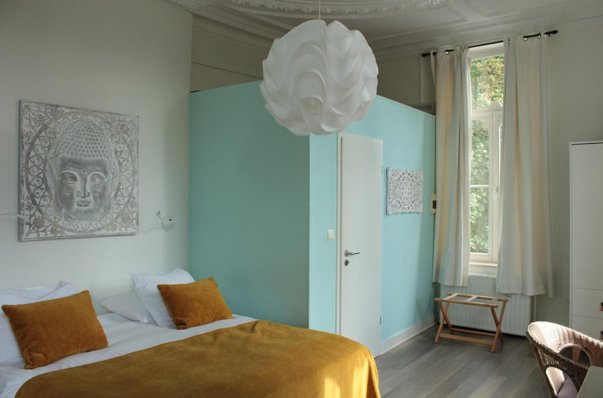 Large Deluxe Double Room