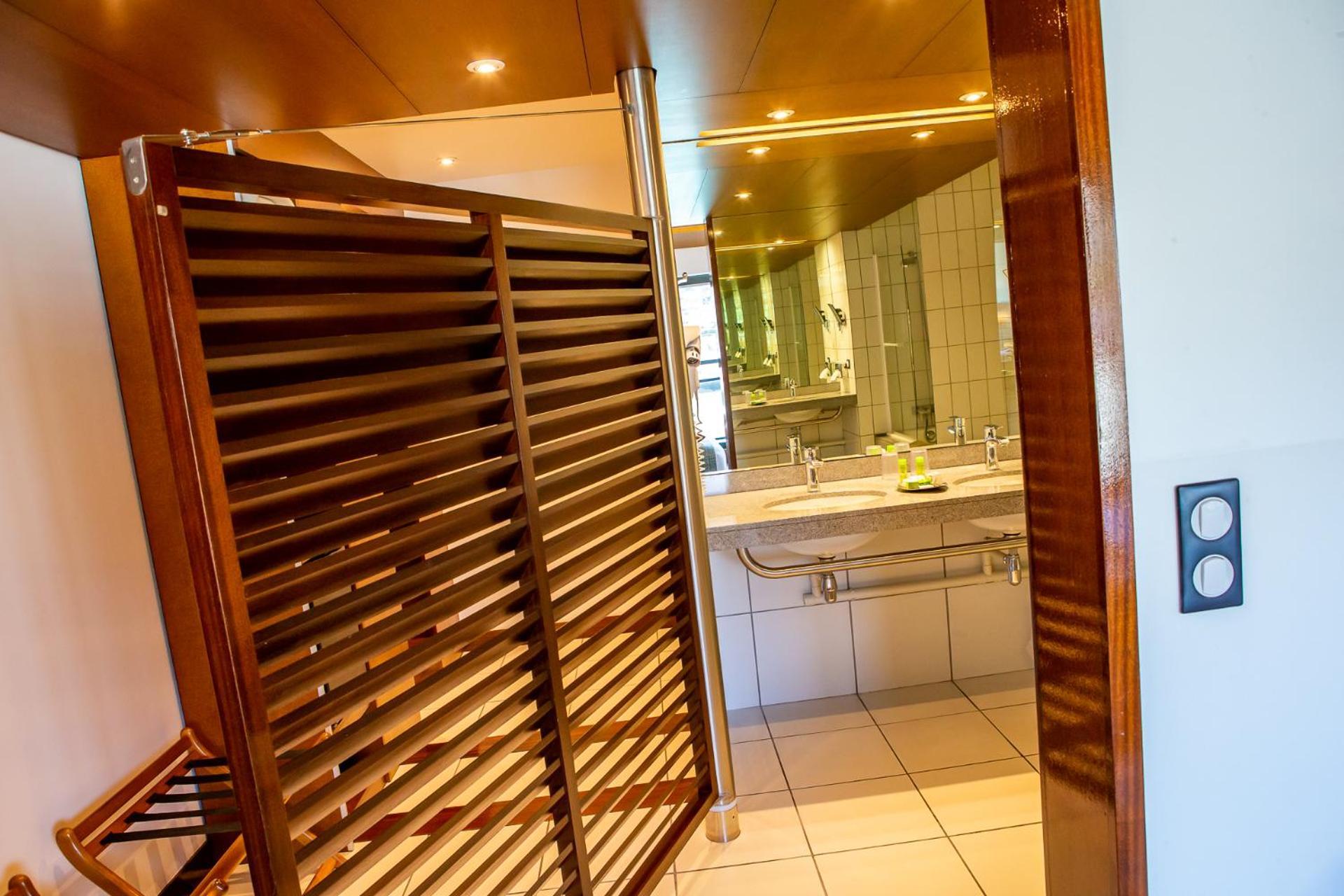 Double or Twin Room Harbour View