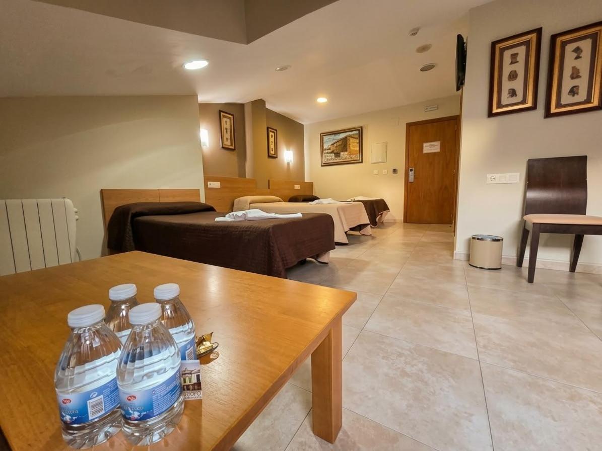 Comfort Triple Room Shower