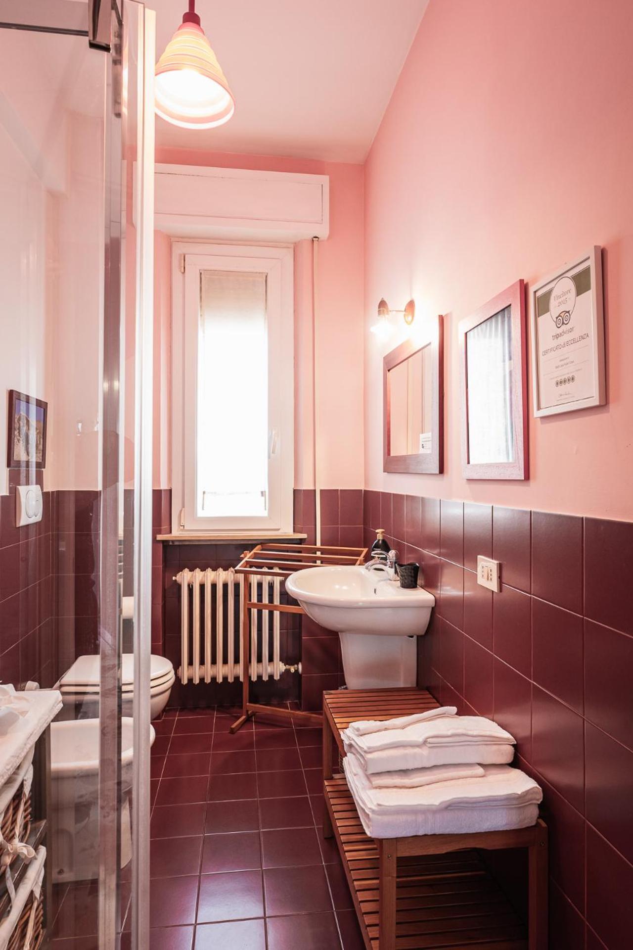 Double Room Private Bathroom