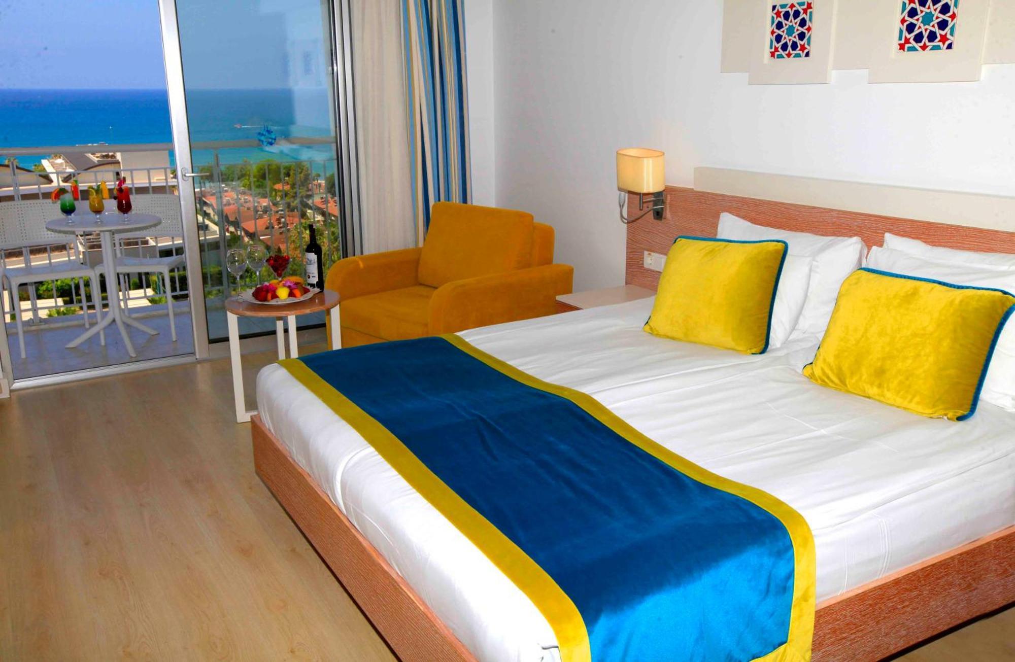 Double Room Balcony Sea View