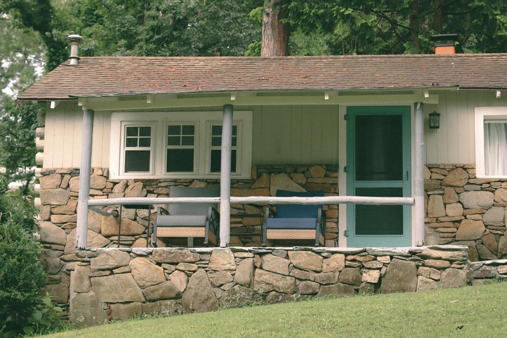 Cottage Six