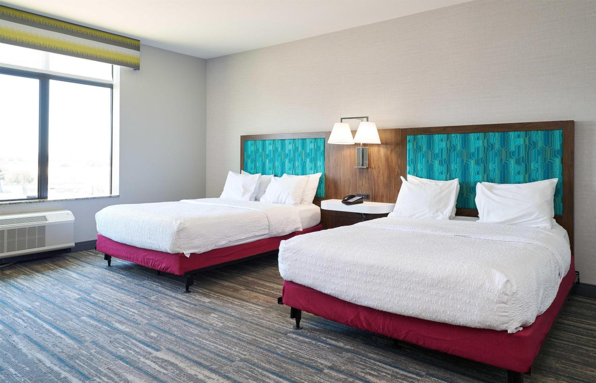 Queen Room Two Queen Beds Mobility Hearing Access or Non-Smoking