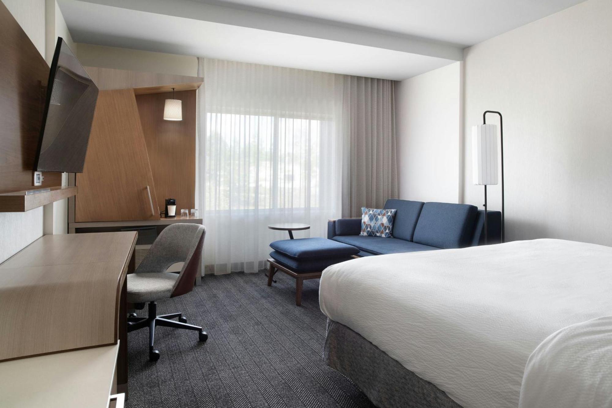 King Room Sofa Bed