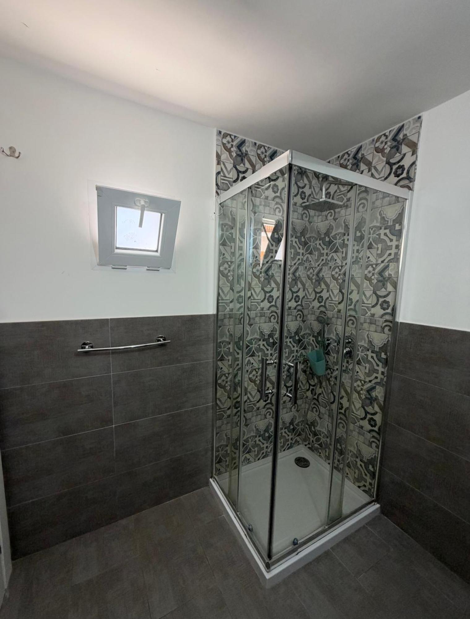 Double Room patio Privat Bathroom