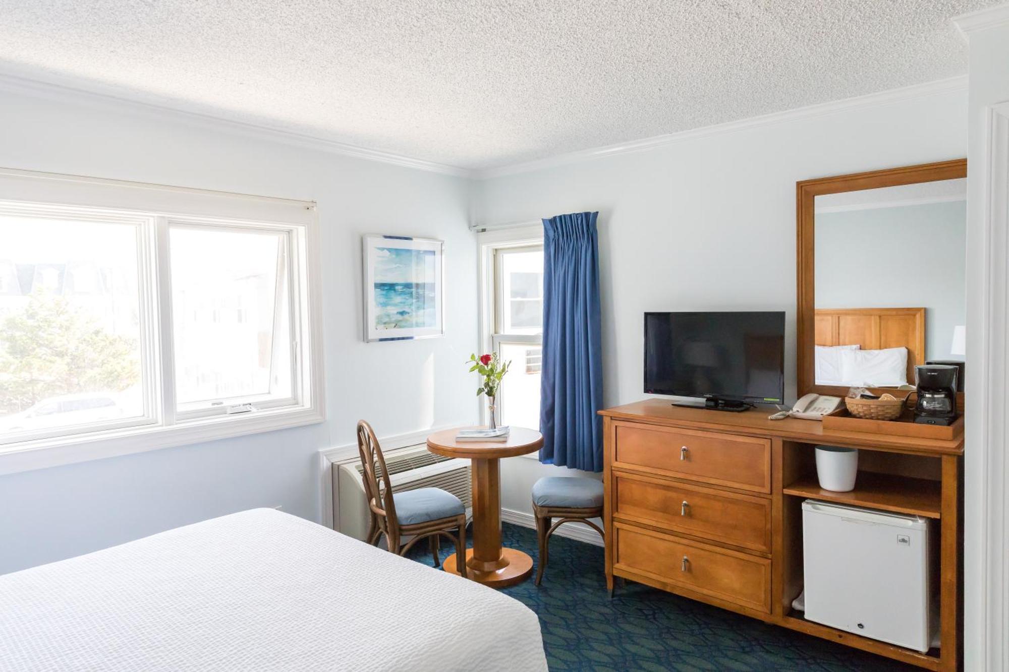 Standard Basic Room No Balcony