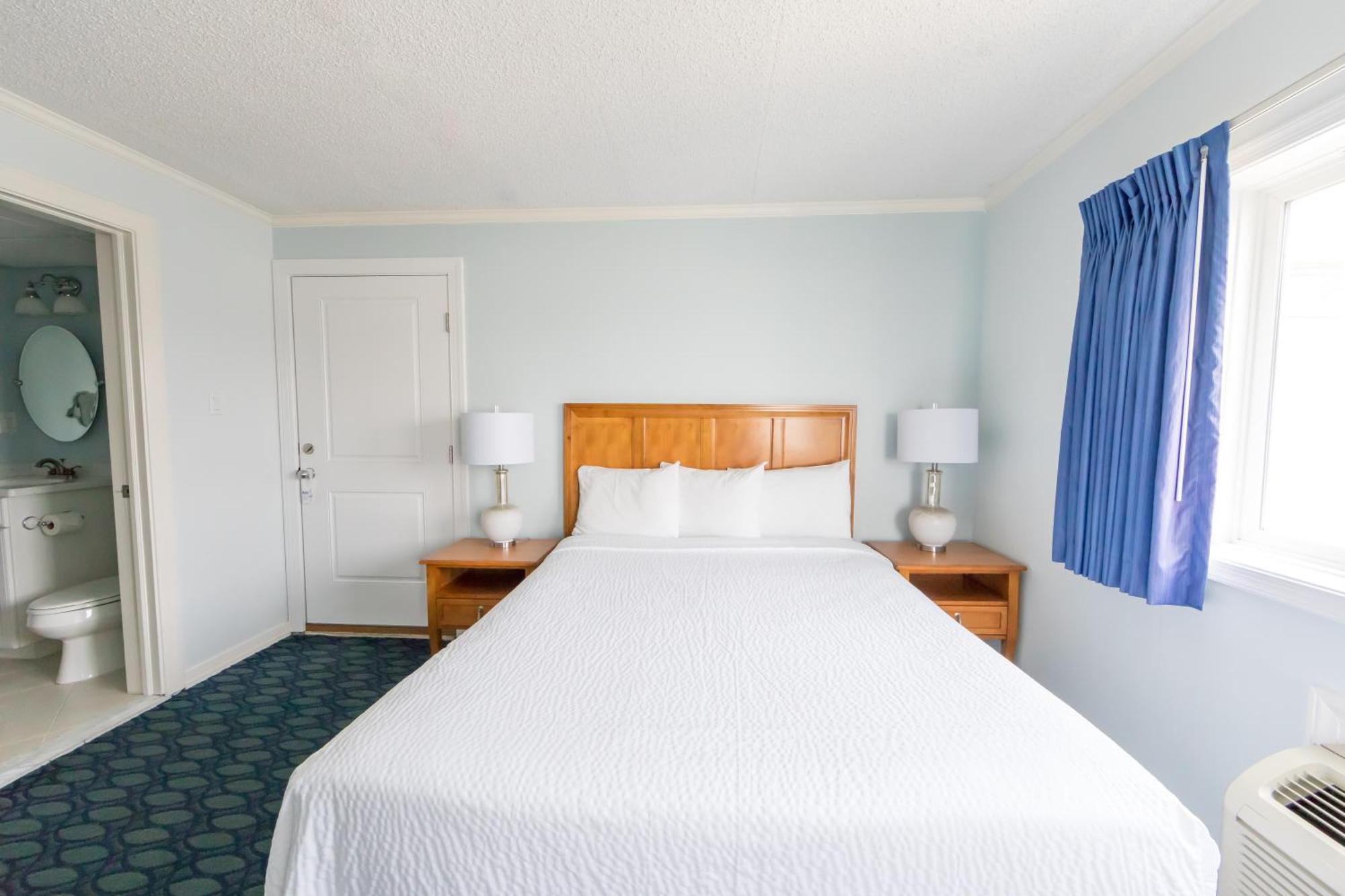 Standard Basic Room No Balcony