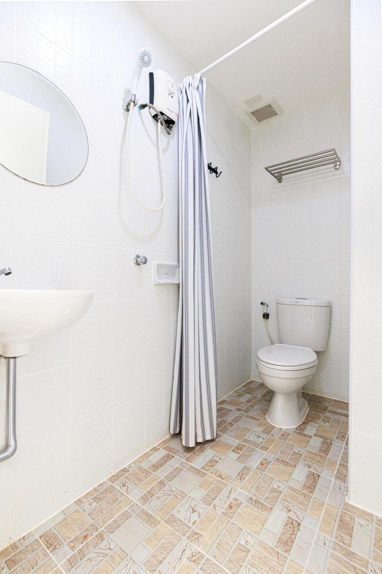 Double Room Private Bathroom