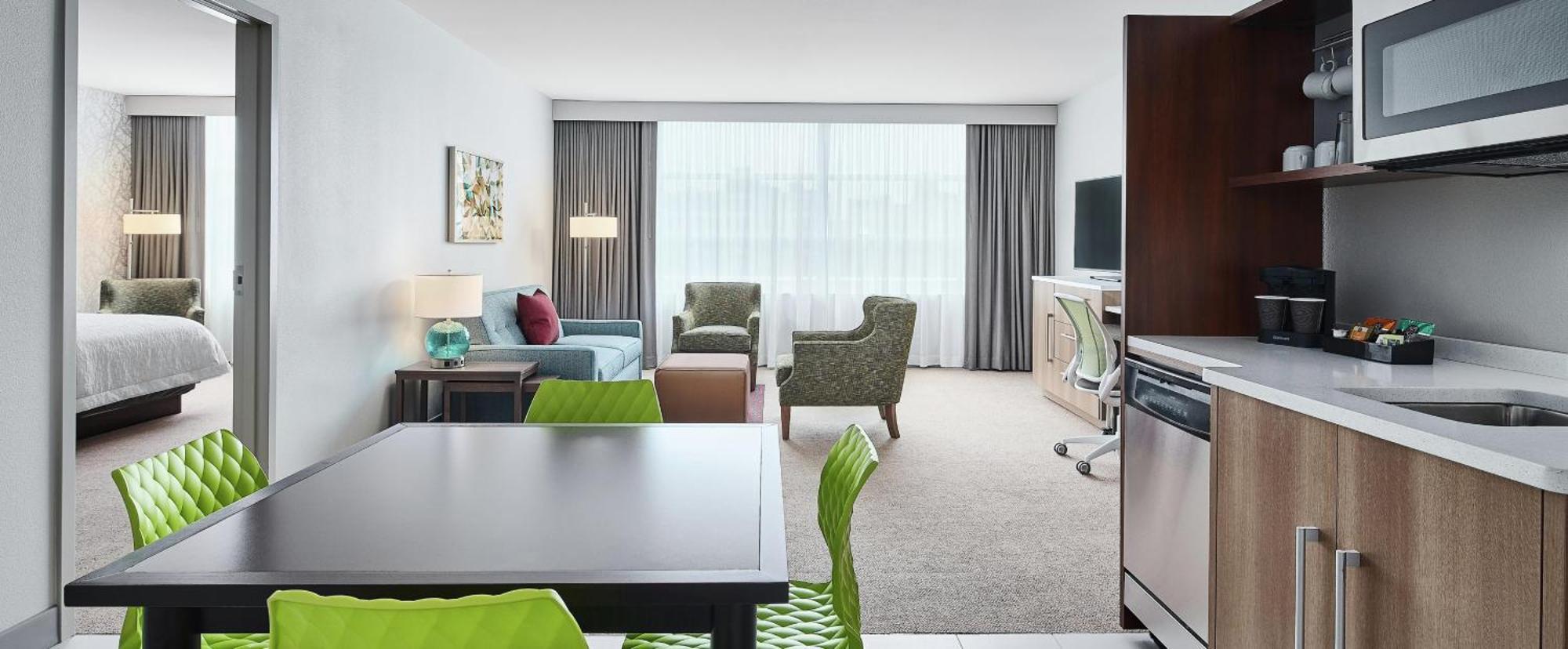 One-Bedroom King Suite Non-Smoking