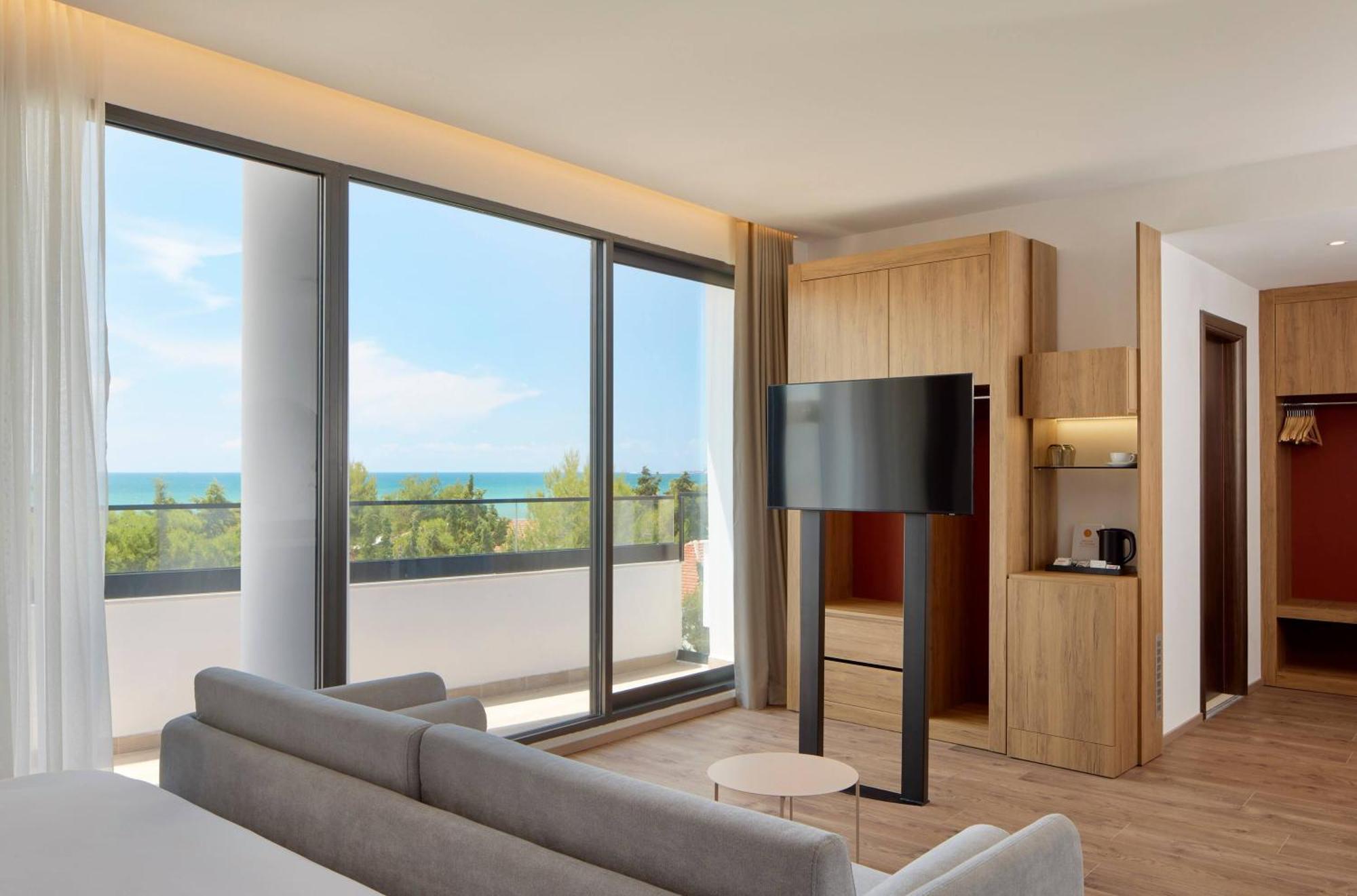Junior Suite Sea View Balcony