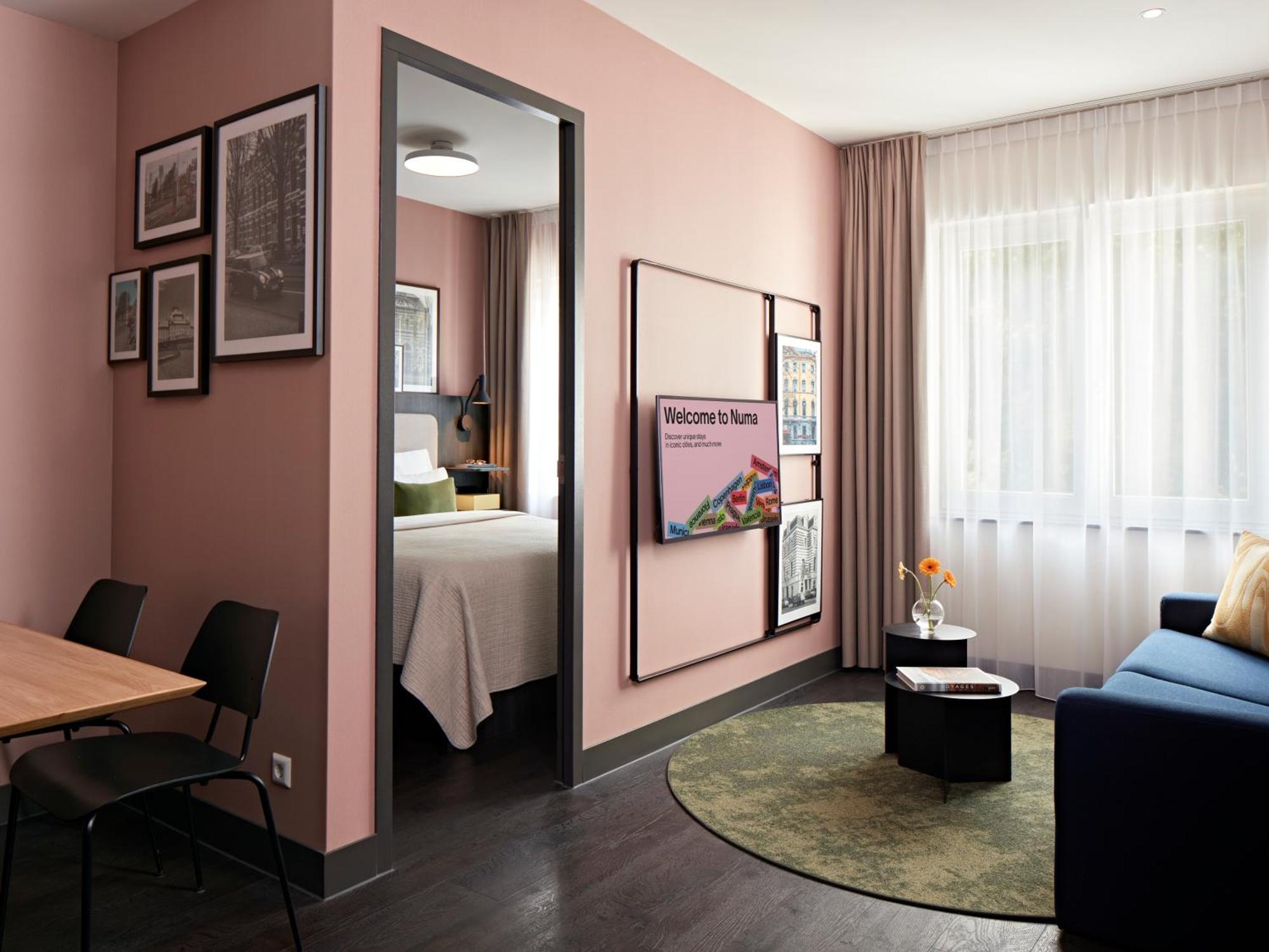 One-Bedroom Apartment