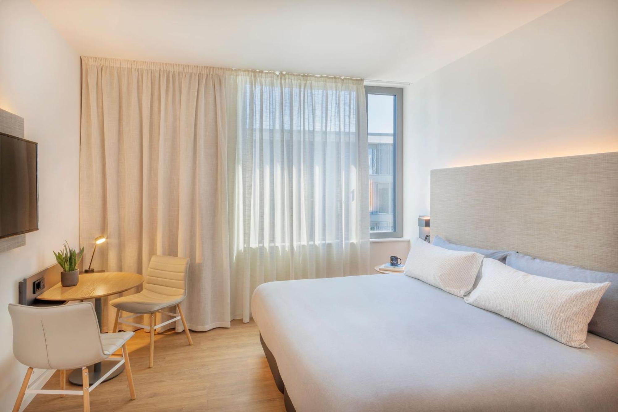 INNSIDE Room