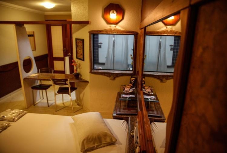 Suite Hot Tub,183247302:JPEG