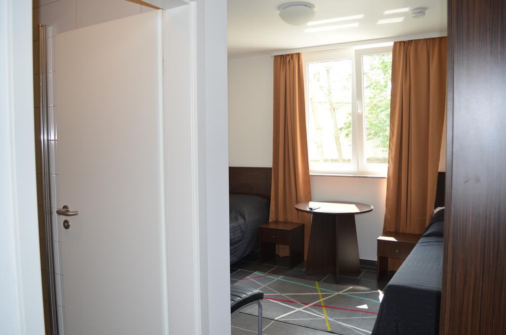 Standard Twin Room,184701036:JPEG