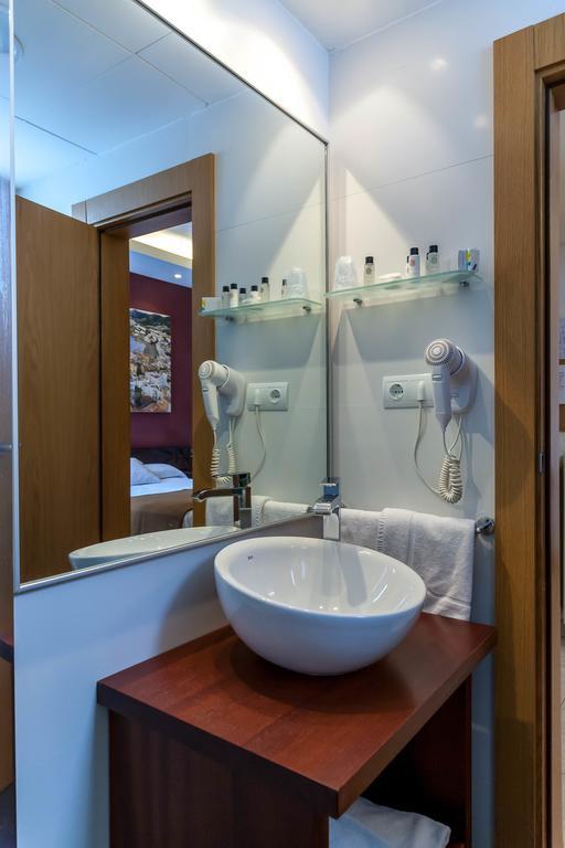 Double or Twin Room Balcony