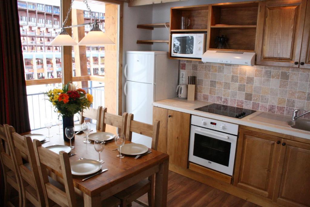 One-Bedroom Apartment Cabin Comfort 4,18640862:JPEG