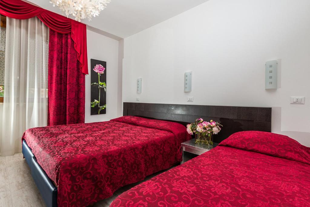 Triple Room,18675101:JPEG