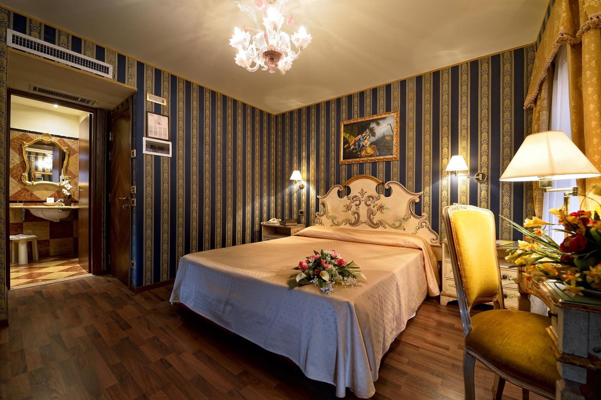 Classic Double Room,60939508:JPEG