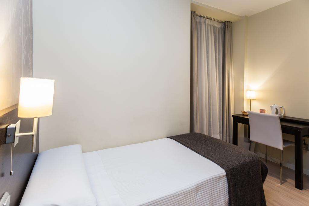 Small Single Room