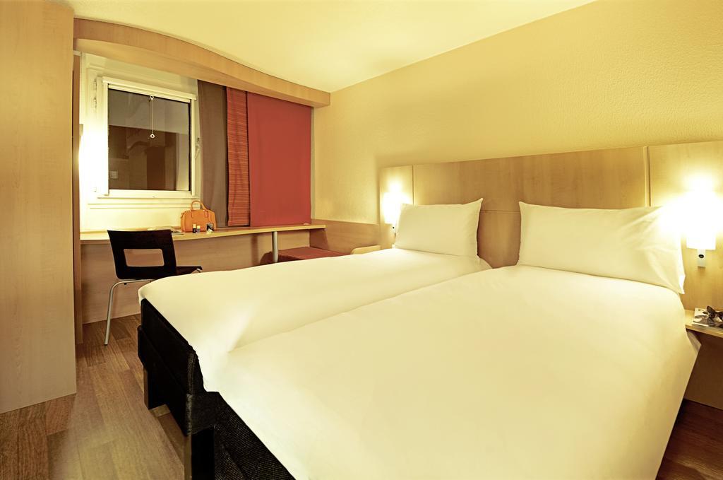 Standard Room with 2 Single Beds,1731390944:JPEG