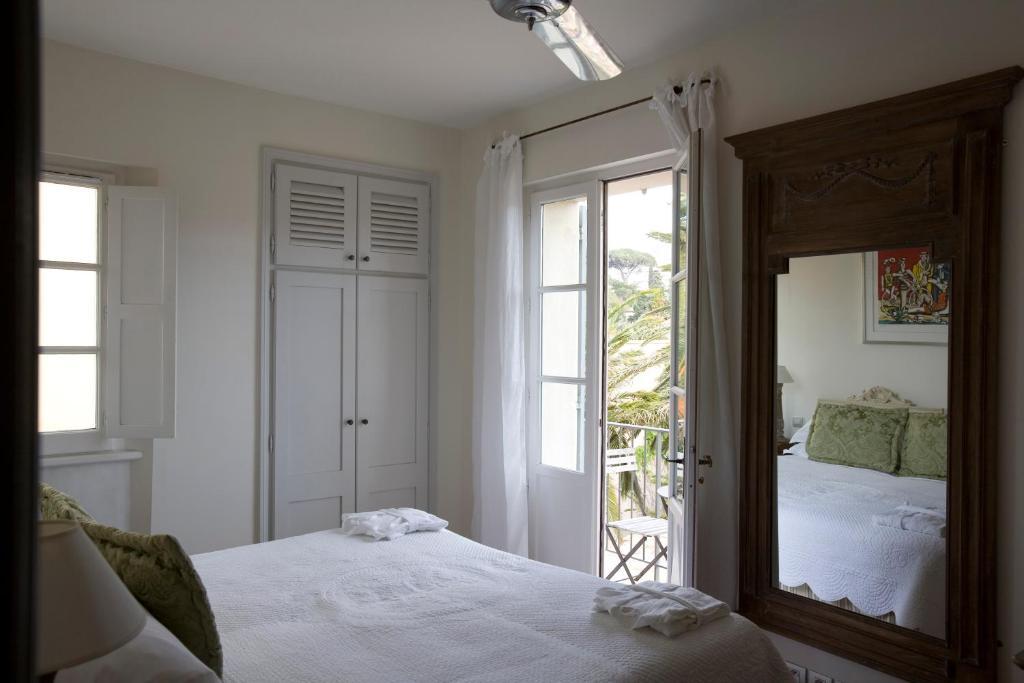Chambre Double - Vue sur Piscine