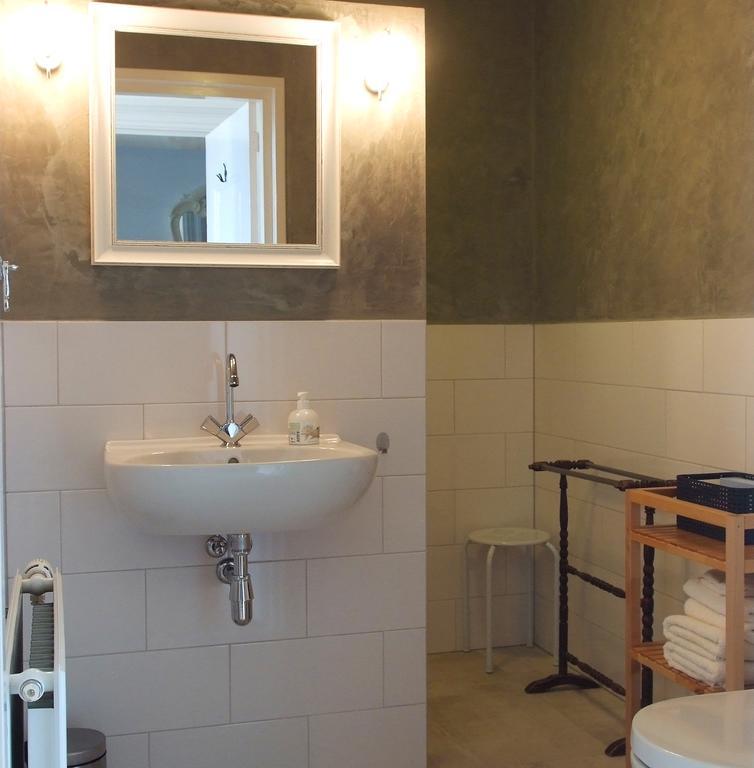 Twin Room Private Bathroom