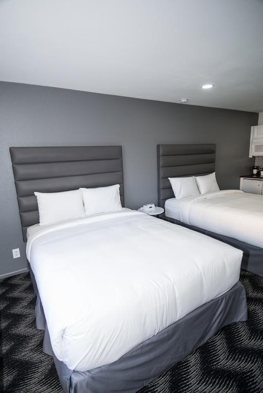 Standard Queen Room Two Queen Beds