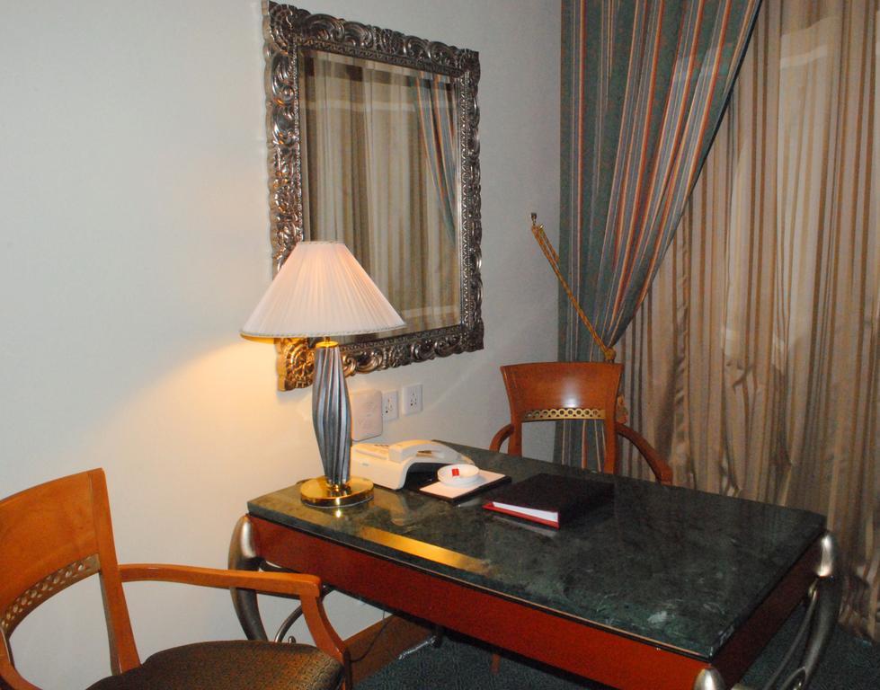 King Room Club Access