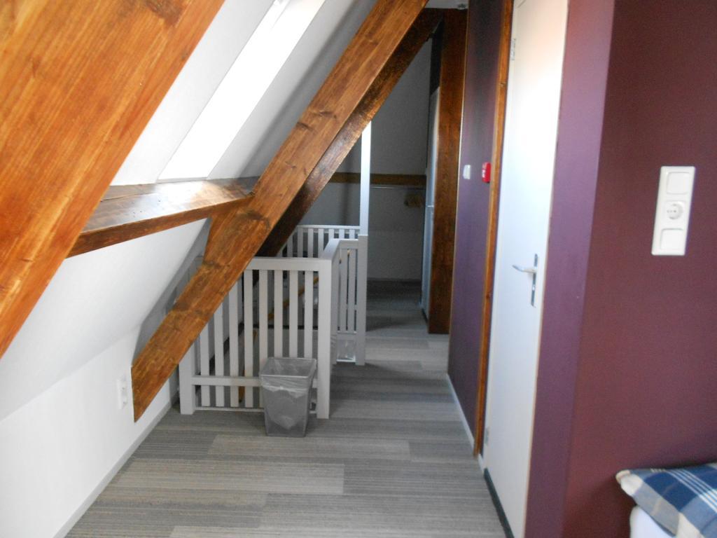 Double Room Attic,189861775:JPEG