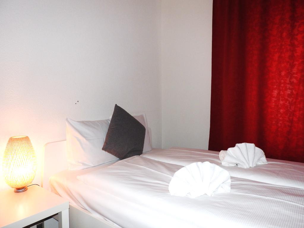 Double Room,190331716:JPEG