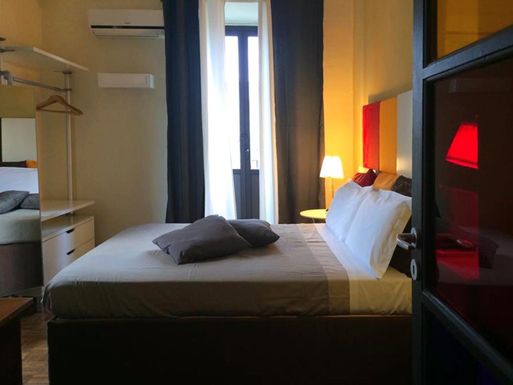 Suite with City View,191495434:JPEG