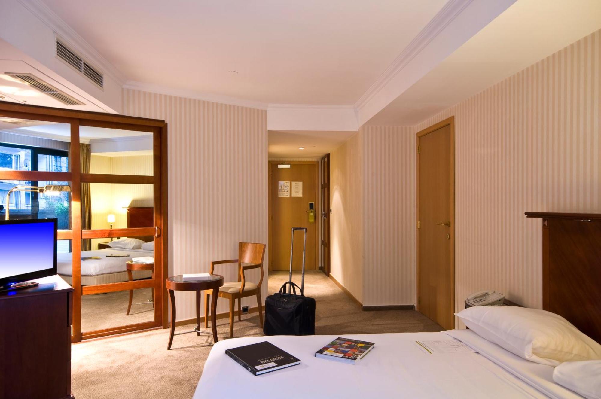 Standard Double Room,917306515:JPEG