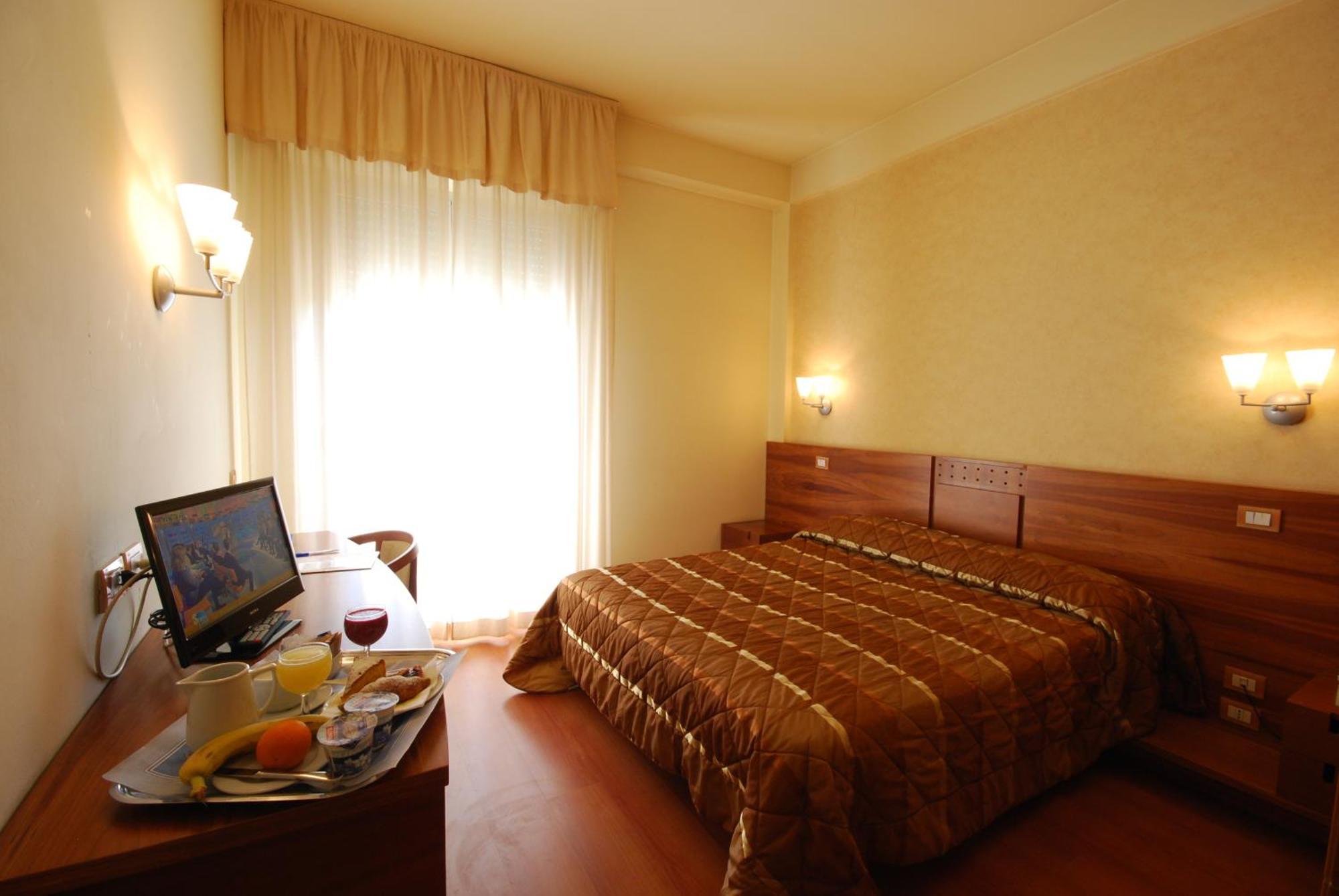 Double or Twin Room,1214300176:JPEG