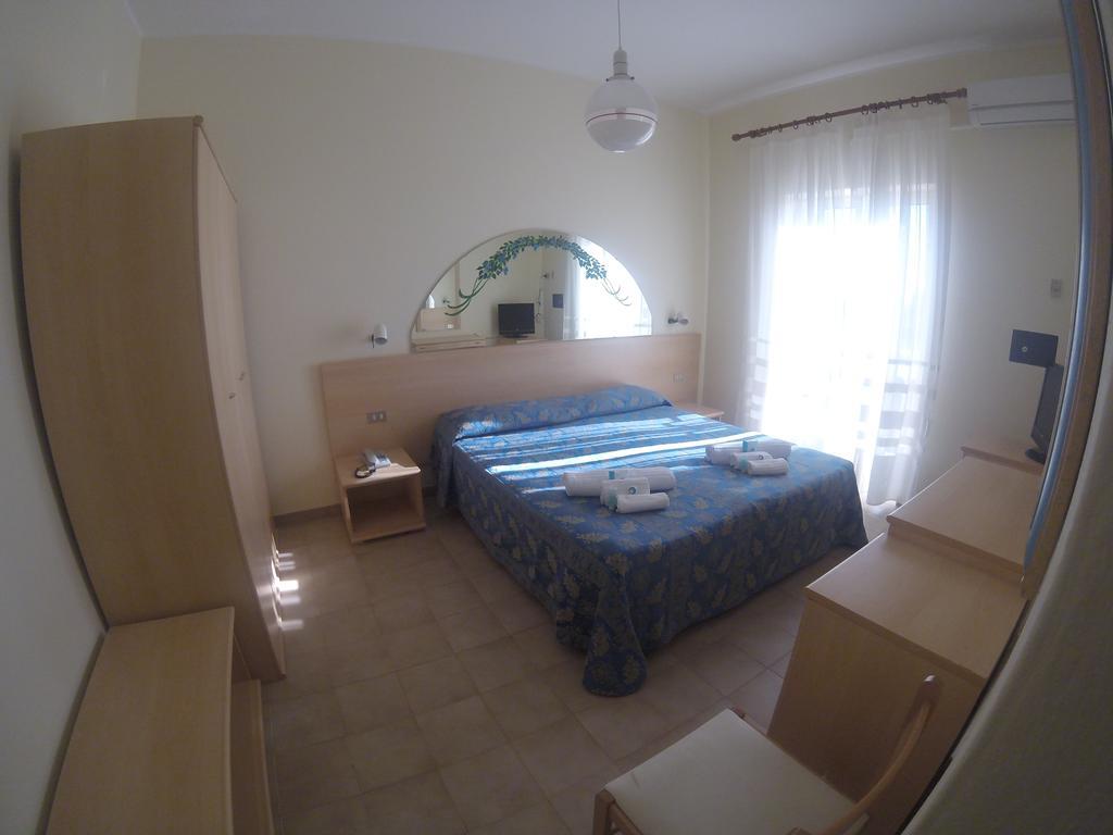 Double Room,194288068:JPEG