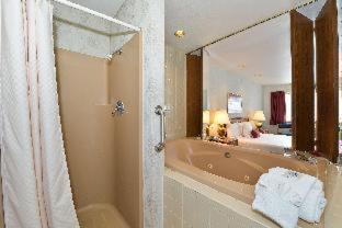 1 King Bed Jetted Tub Non-Smoking