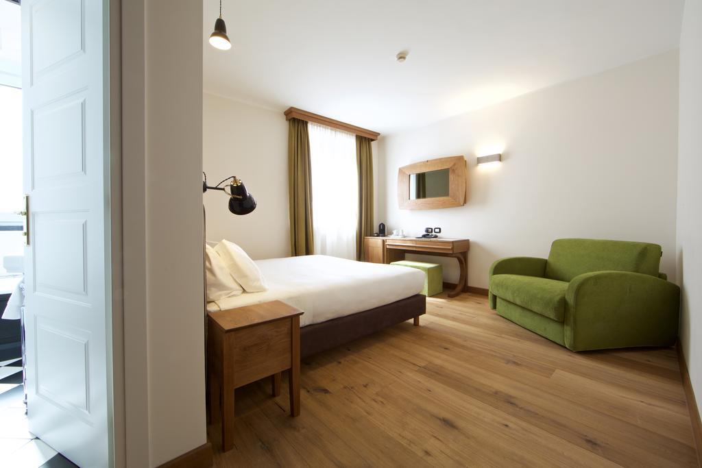 Triple Room,218450435:JPEG