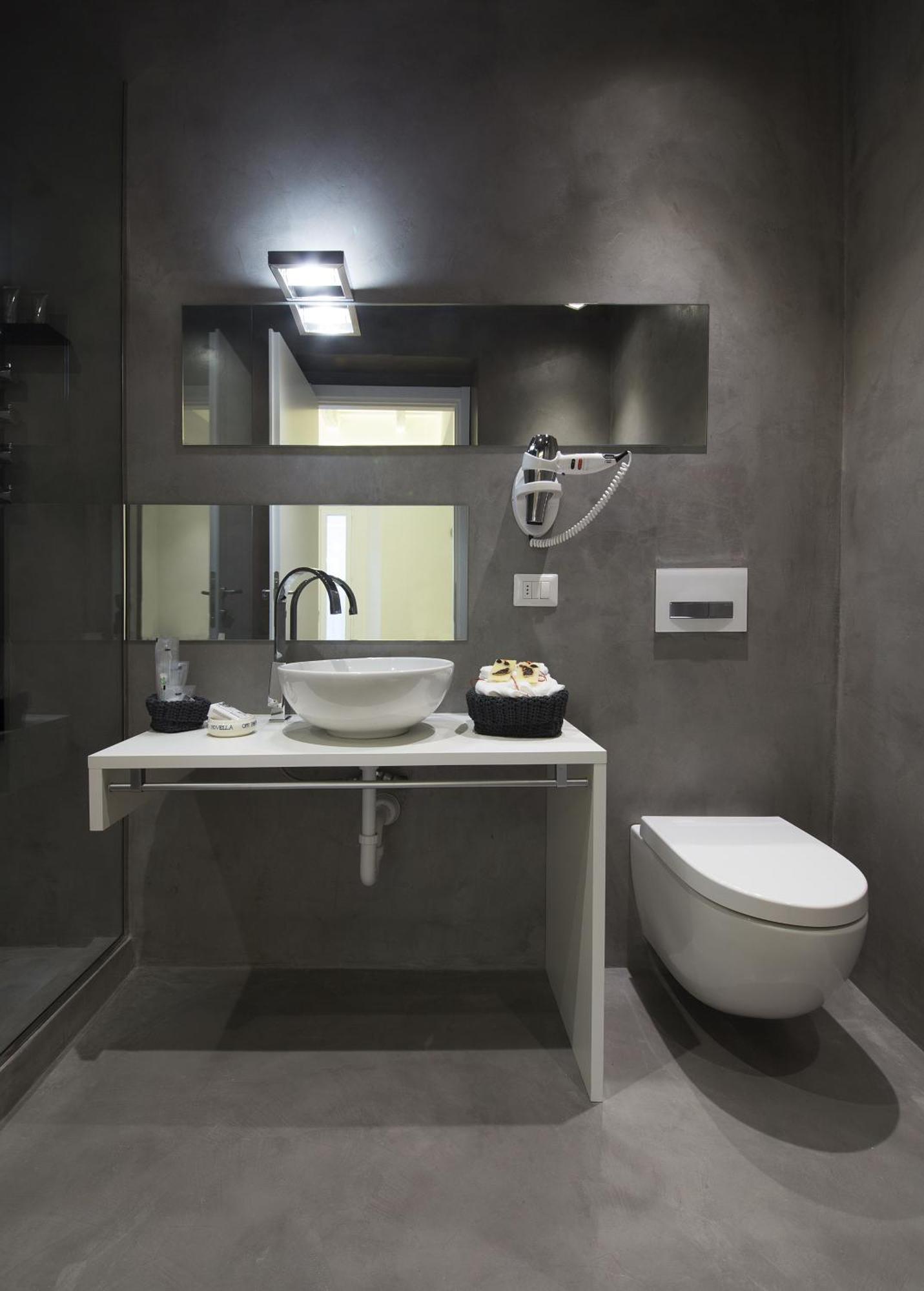 Large Double or Twin Room