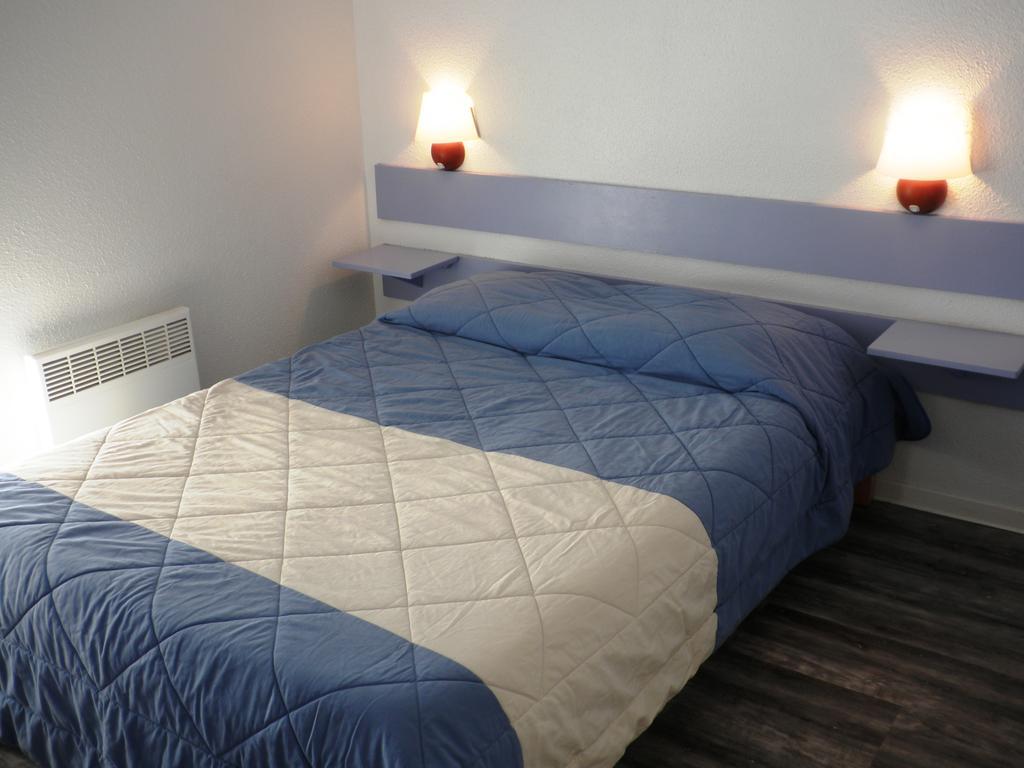 Two-Bedroom Apartment,200297422:JPEG