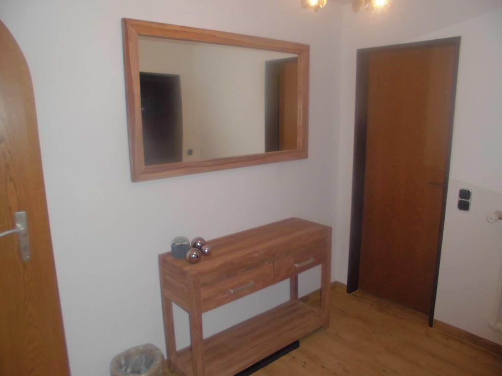 Standard Double Suite,783739314:JPEG