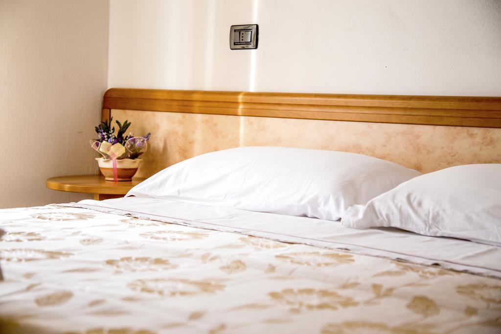 Double Room,239264393:JPEG