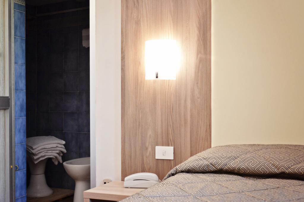 Economy Triple Room