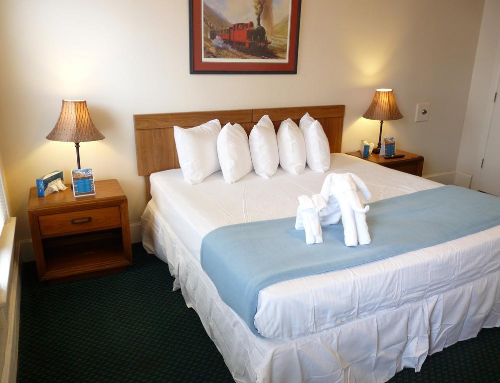 Queen Room - Ocean Front