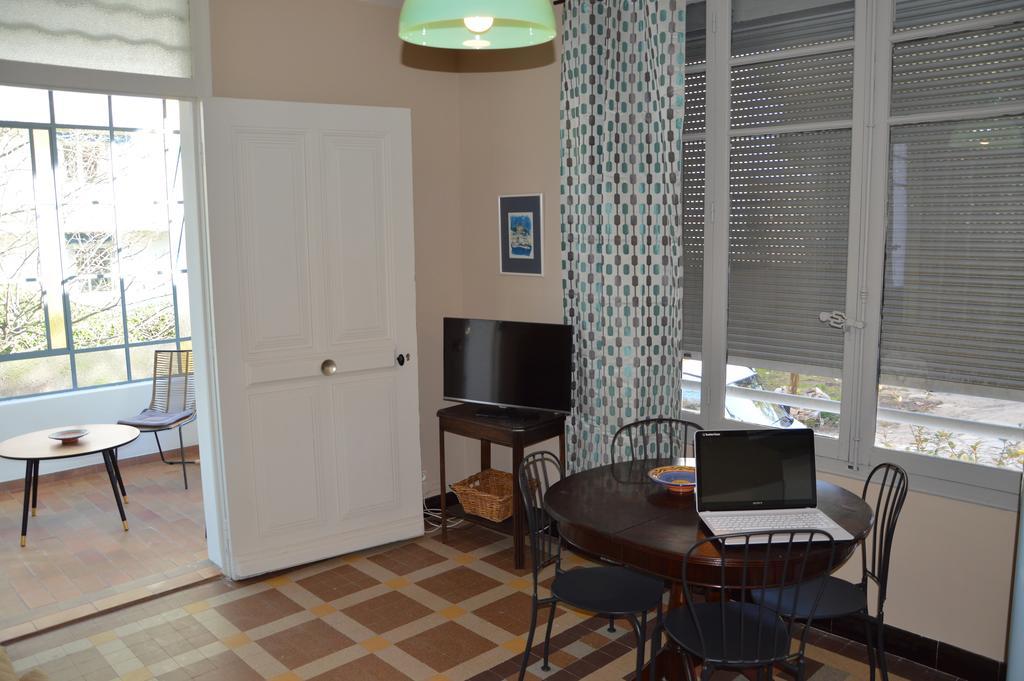 One-Bedroom Apartment Garden View