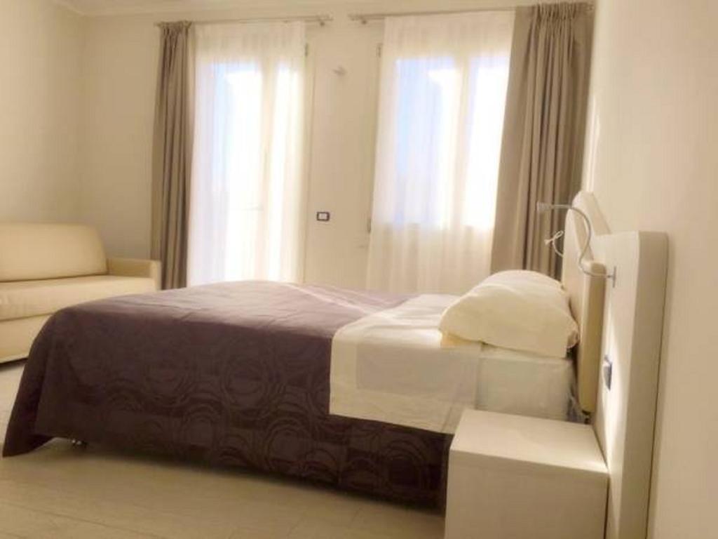 Quadruple Room Private Bathroom