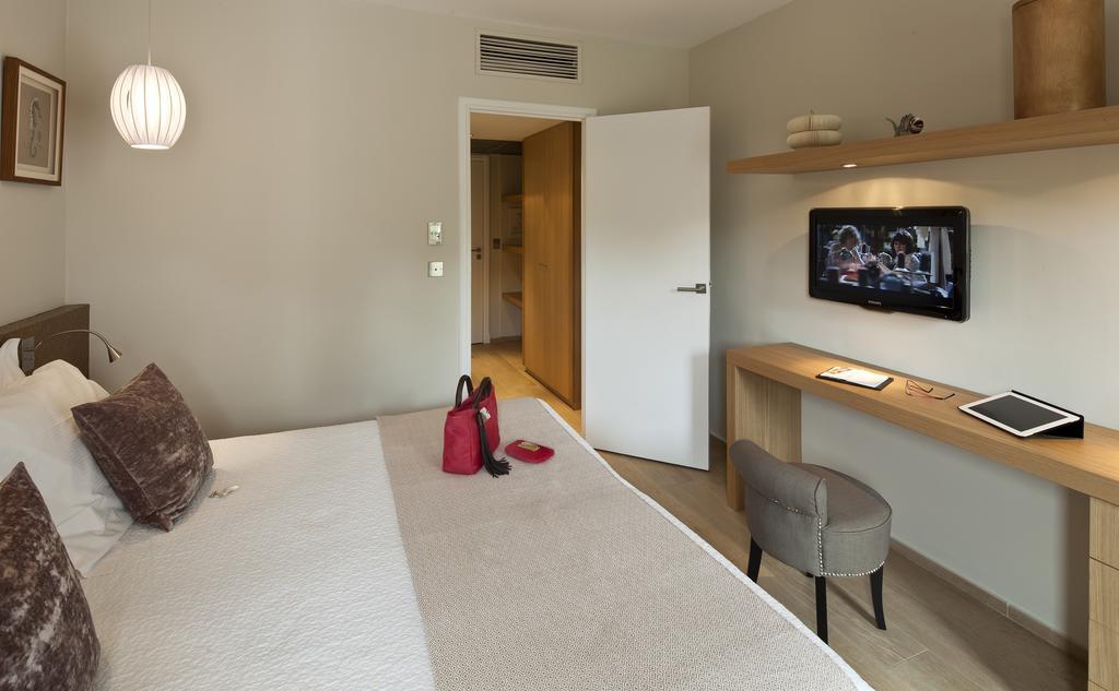 Standard Double or Twin Room Street View,203592907:JPEG