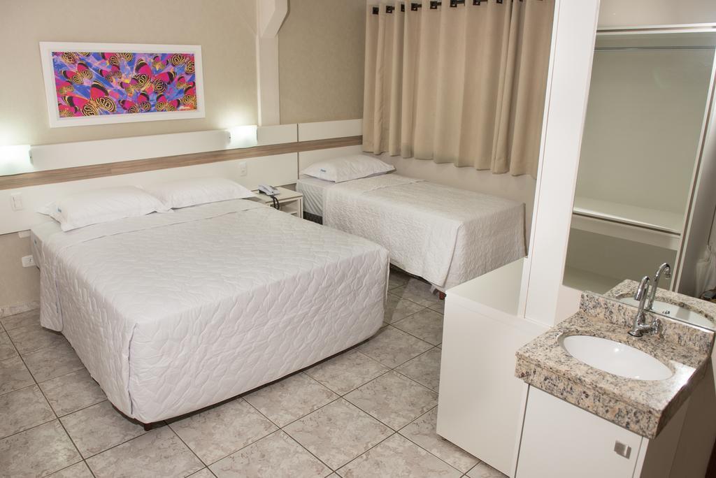 Triple Room,696859152:JPEG