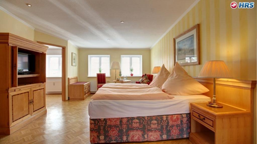 One-Bedroom Suite,204313294:JPEG