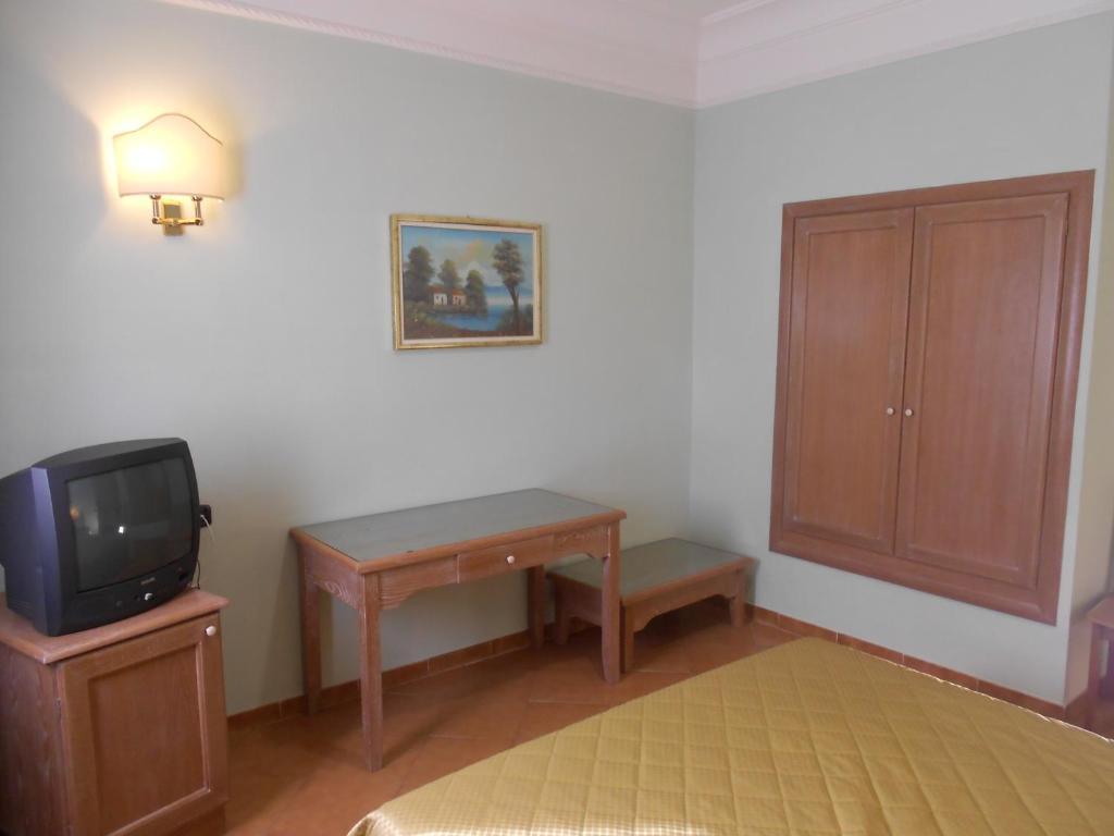 Triple Room,452051868:JPEG