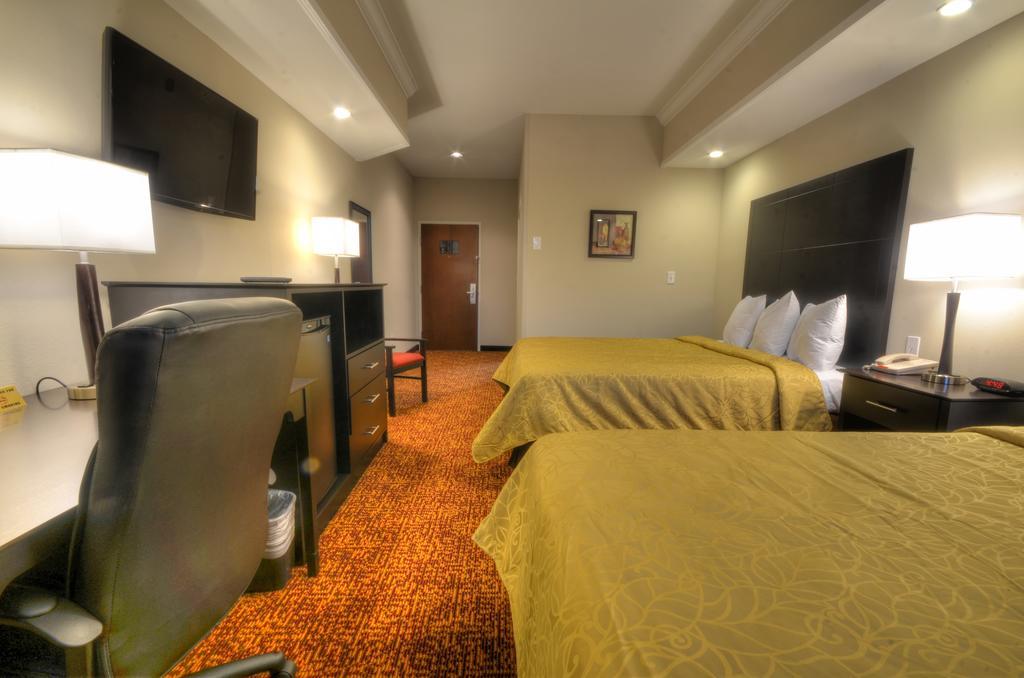Double Room Two Queen Beds